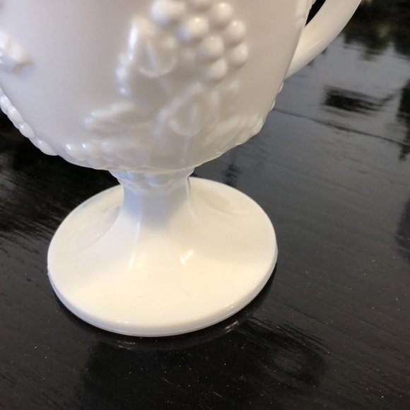 Vintage Colony Harvest Milk Glass Creamer and Sugar Set - Picture 6 of 11